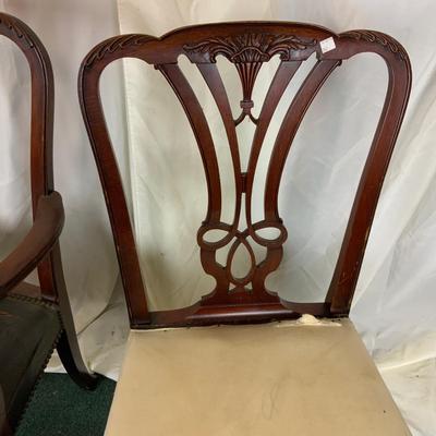 Lot 372 | Set of 5 of Dining Chairs