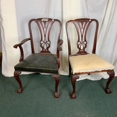 Lot 372 | Set of 5 of Dining Chairs