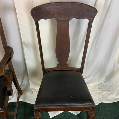 Lot 373 | Pair of Antique Chairs