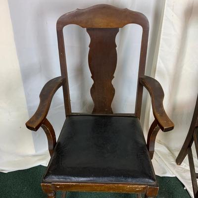 Lot 373 | Pair of Antique Chairs