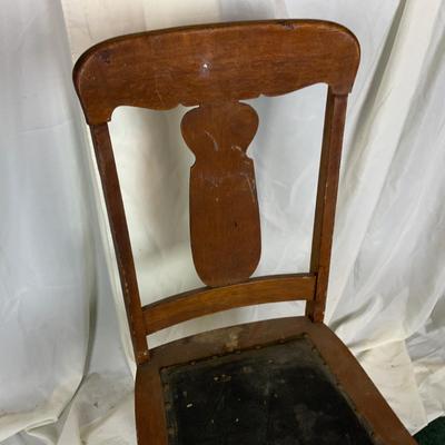 Lot 374 | Single Leather Seat Dining Chair