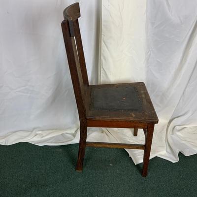 Lot 375 | Single Leather Seat Dining Chair