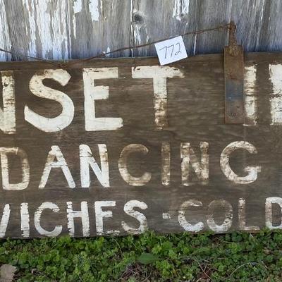 Vintage Sunset Inn Sign