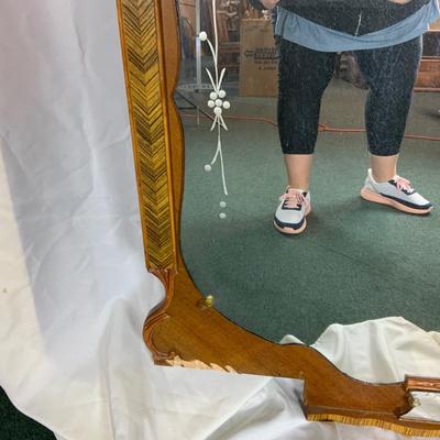 Lot 381 | Squarish Vintage Vanity Mirror