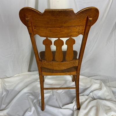 Lot 391 | Single Pressed-Back Chair