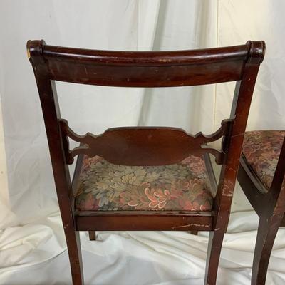 Lot 394 | Pair of Dining Chairs