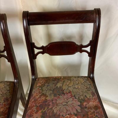 Lot 394 | Pair of Dining Chairs