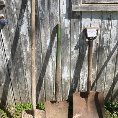 Vintage Shovels