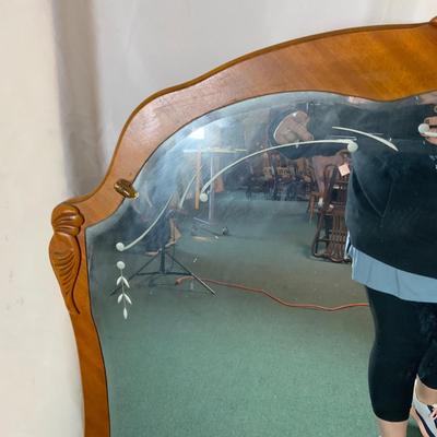 Lot 403 | Nice Vanity Mirror