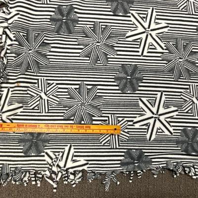 Black & White Snowflake Pattern Fleece Tied Edge Throw Blanket