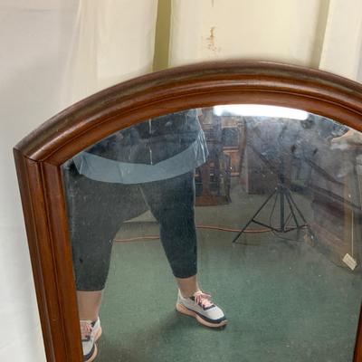 Lot 419 | Nice Arch Mirror