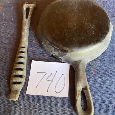 Wagner Ware Cast Iron Skillet