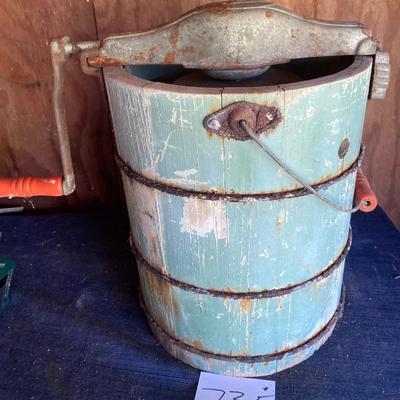Vintage Crank Ice Cream Maker