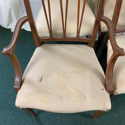 Lot 430 | Set of 4 Dining Chairs