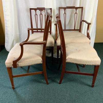 Lot 430 | Set of 4 Dining Chairs