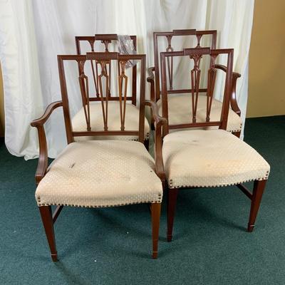 Lot 430 | Set of 4 Dining Chairs