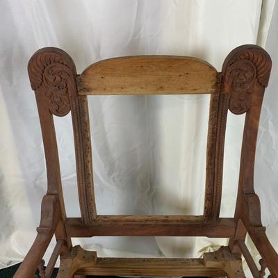 Lot 434 | Antique Bounce Rocker