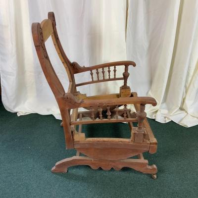 Lot 434 | Antique Bounce Rocker