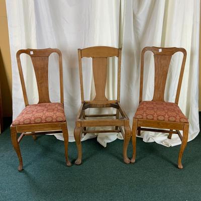 Lot 436 | Set of Three Chairs