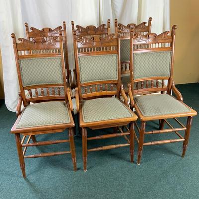 Lot 437 | Set of 6 Carved-Back Chairs