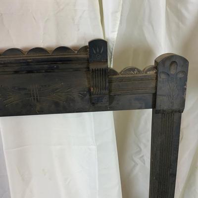 Lot 451 | Eastlake Mirror Frame