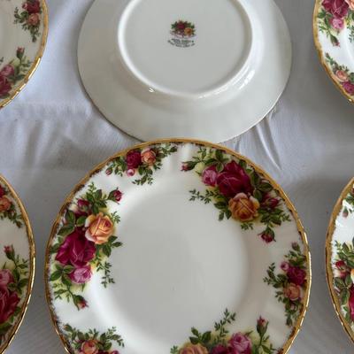 Royal Albert Old country Roses 8 Tea Bread Plates