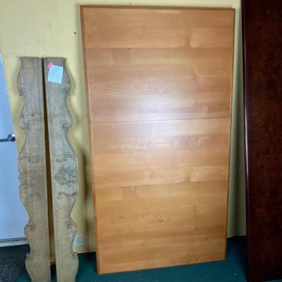 Lot 465 | Blonde Table Top