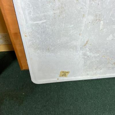 Lot 467 | Hoosier Cabinet Porcelain Counter