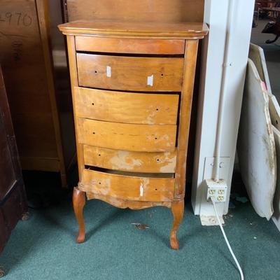 Lot 478 | Ladies Lingerie Chest