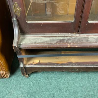 Lot 479 | Large Victorian Bookcase