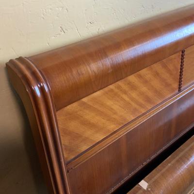 Lot 483 | Art Deco Waterfall Head and Footboard