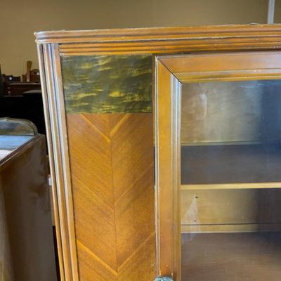 Lot 485 | Art Deco China Cabinet | Bookshelf