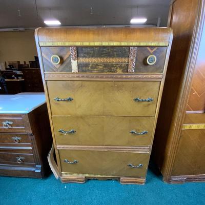 Lot 486 | Art Deco Highboy