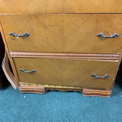 Lot 486 | Art Deco Highboy