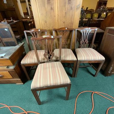 Lot 503 | Four Dining Chairs