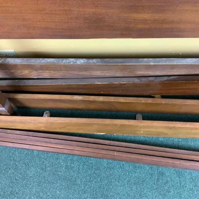 Lot 505 | Ethan Allen Spindle Poster Bed