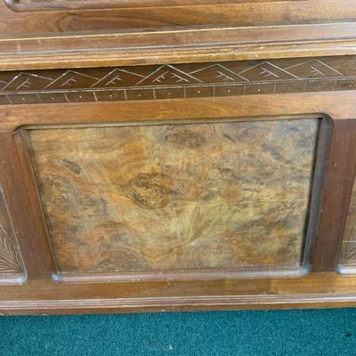 Lot 506 | Bed with Burled Walnut Panels