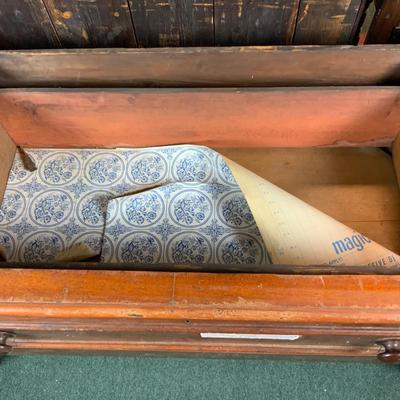 Lot 507 | Wardrobe Base