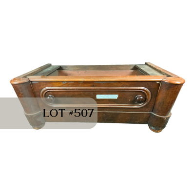 Lot 507 | Wardrobe Base