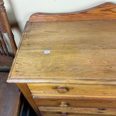 Lot 517 | Pine Chest of Drawers