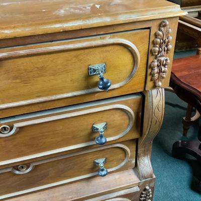 Lot 527 | Eastlake Chest of Drawers
