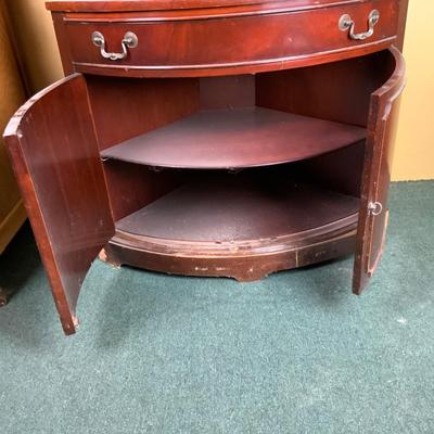 Lot 529 | Mahogany Corner Cabinet