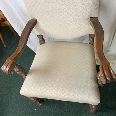 Lot 531 | Substantial Kingâ€™s Chair