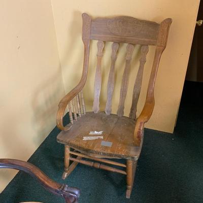 Lot 533 | Oak Rocking Chair