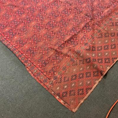 Lot 537 | Thin Wool Rug