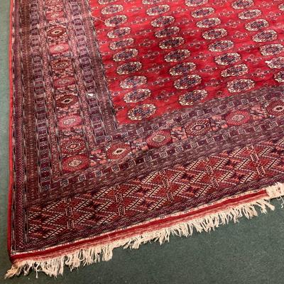 Lot 540 | MASSIVE Wool Rug