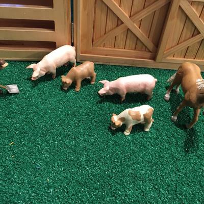 Melissa and Doug wood barn