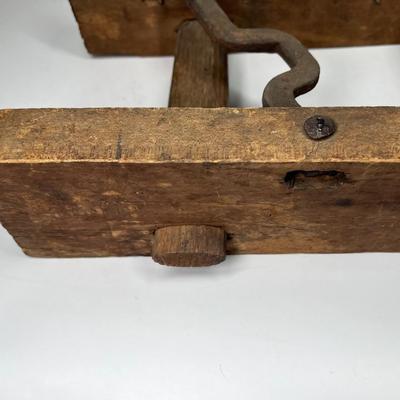 Antique 19th Century Colonial Decor Wooden Metal Woodworking Clamp Spacer