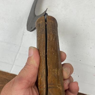 Antique Primitive Saw Tooth Inside Edge Sickle Scythe Handheld Reaper England