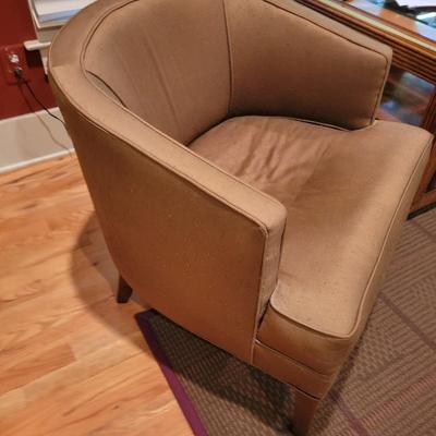 MCM Barrel Style Chair (S-DW)